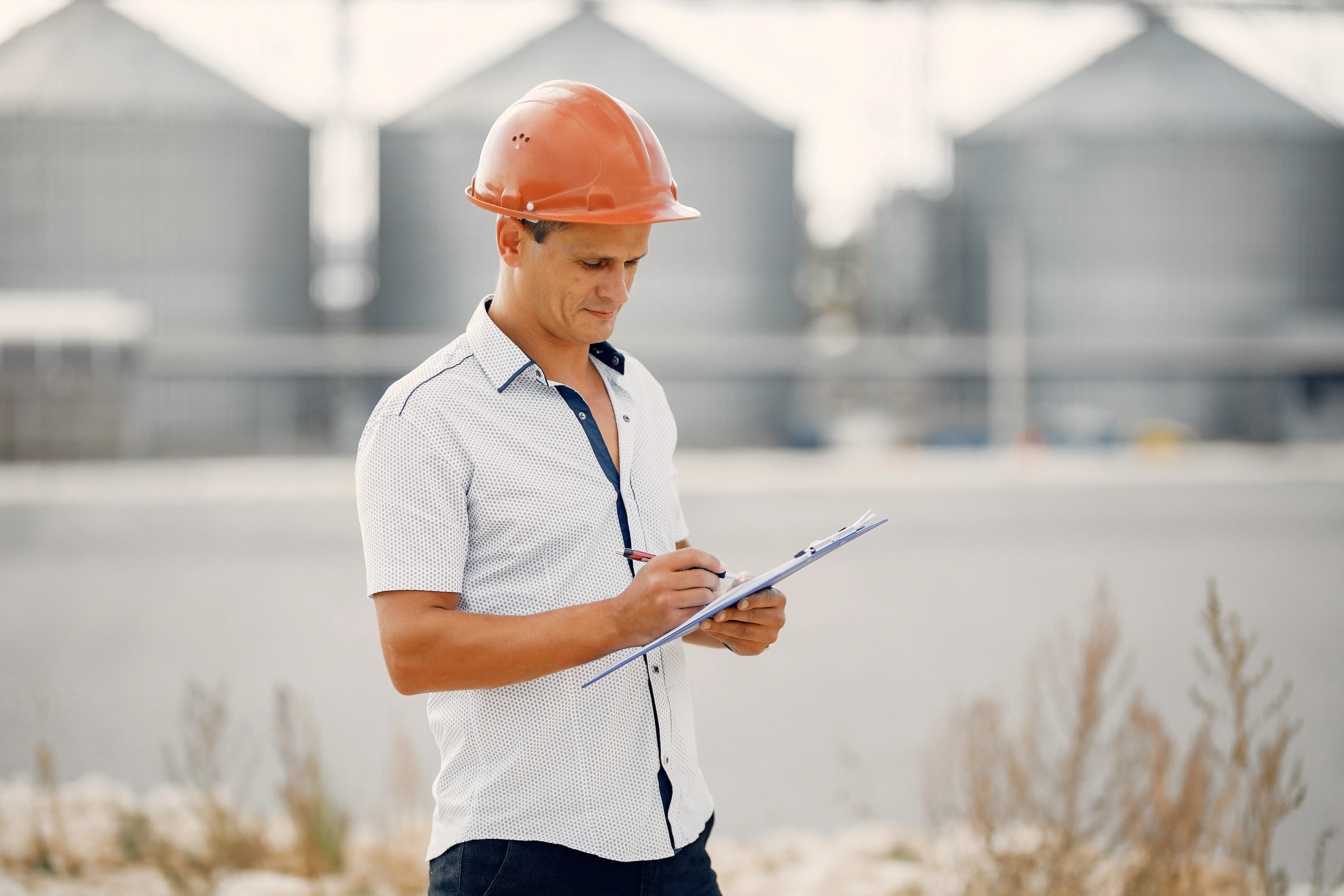 acoustic-consultant-testing-hardhat